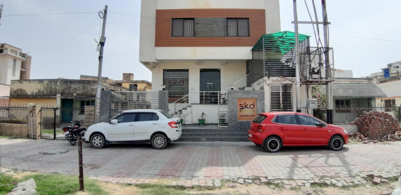 Hotel Sar Kamla Dham Skd Vrindavan Fully Vaccinated Staff מראה חיצוני תמונה
